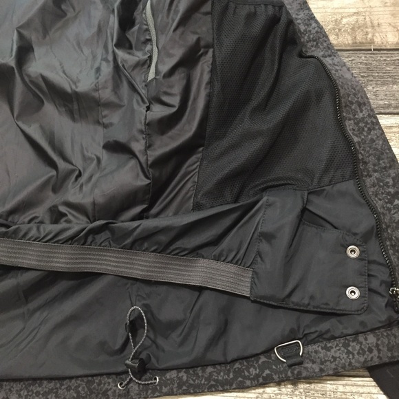 Eddie Bauer Weatheredge Plus Jacket Women’s XS Black Gray Ski Snowboarding - Picture 9 of 13